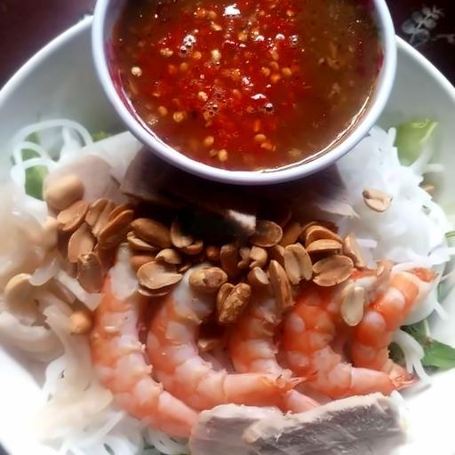 combo-1-bun-mam-nem-1-a-me-1-yaourt