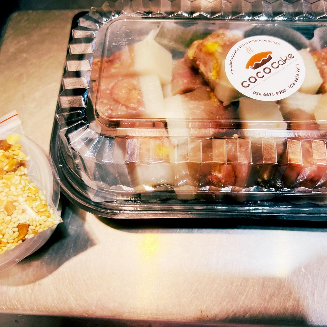 banh-chuoi-hap-o-cot-dua-350g