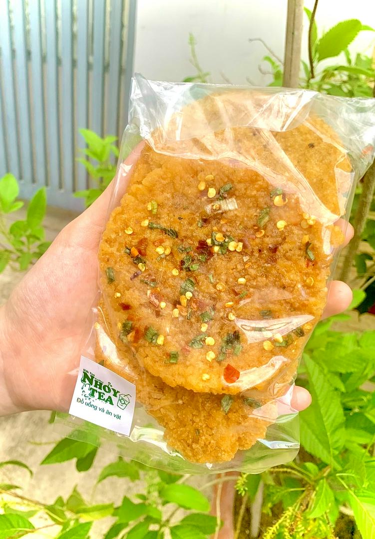 com-chay-sot-mo-hanh-nuoc-mam