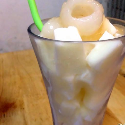 sua-chua-deo-xat-mieng-nhan-vai