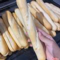 banh-mi-dai-pate-khong-cay