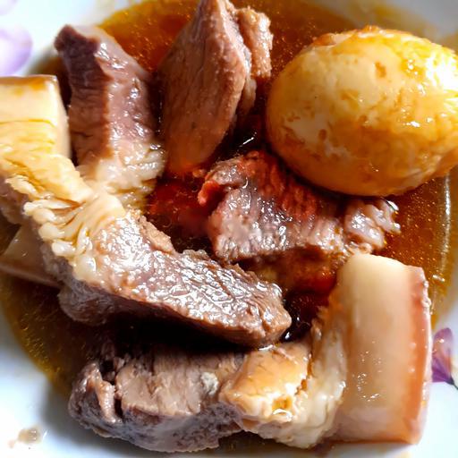 thit-kho-trung