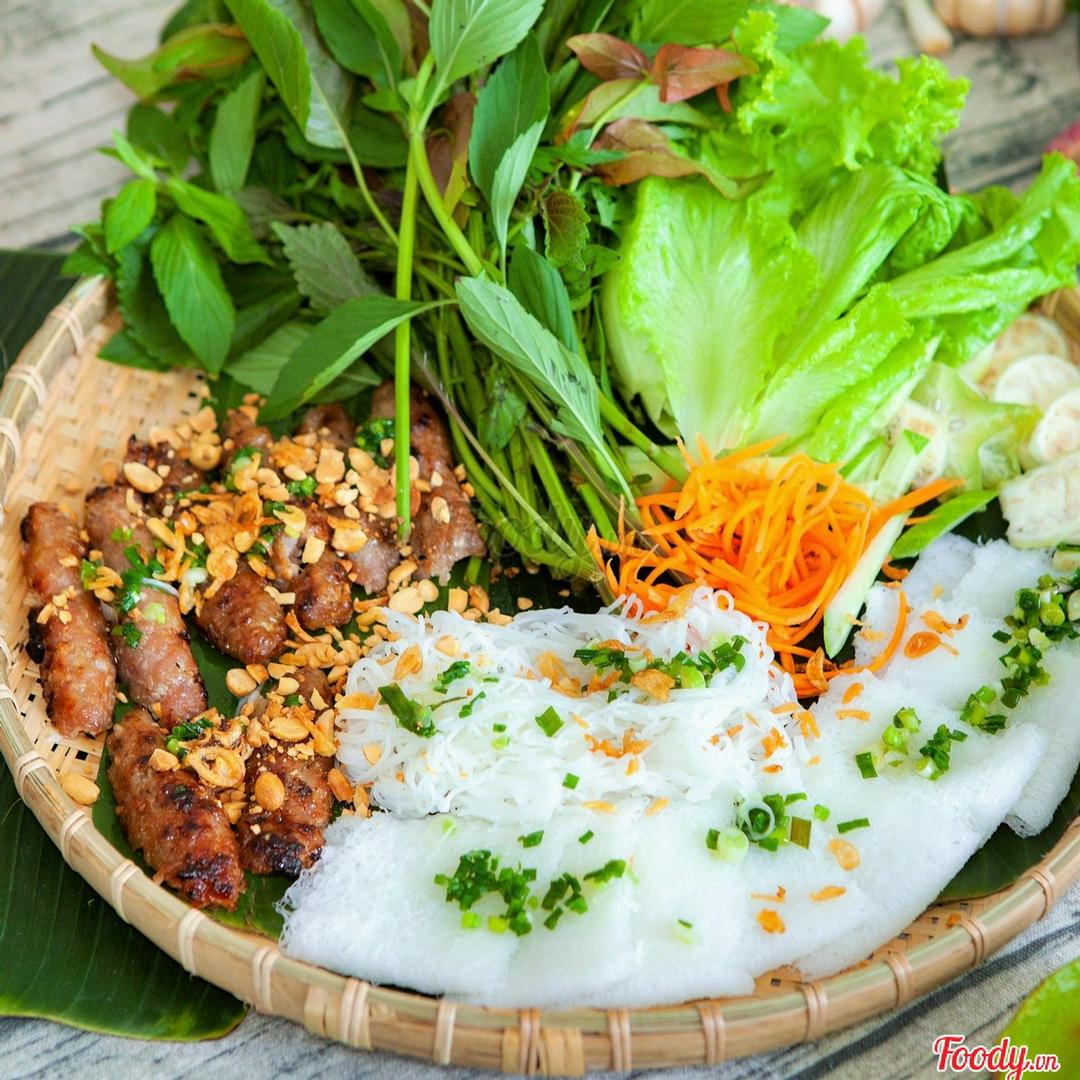 nem-nuong-lon-phan
