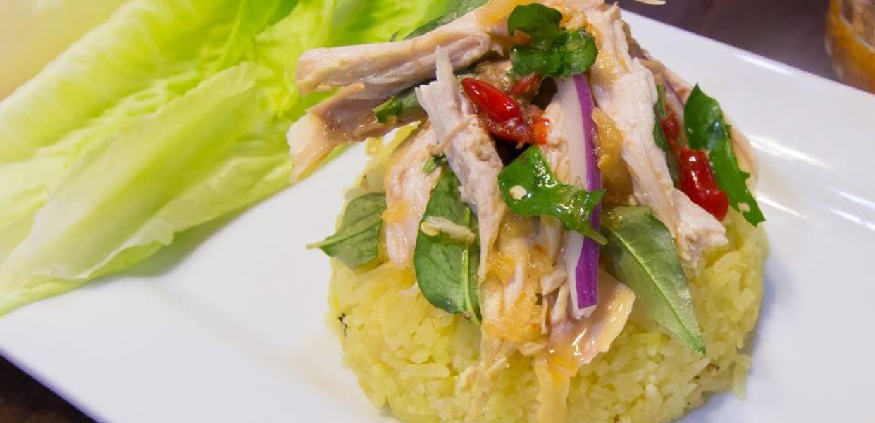 com-ga-tam-ky-loc-phat-than-nhan-trung