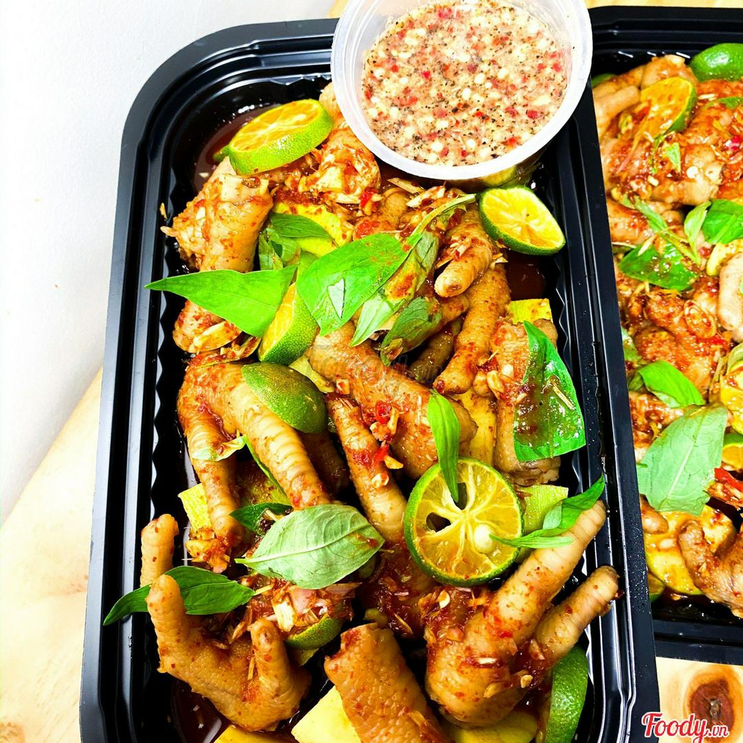 chan-ga-co-xuong-sot-thai-10-chan