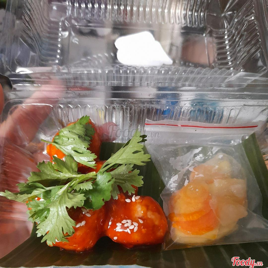 ga-vien-sot-tuong-ot