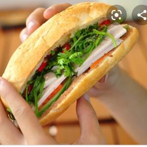 banh-mi-cha-lua