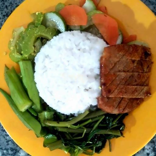 com-suon-ram-sot-me-chay