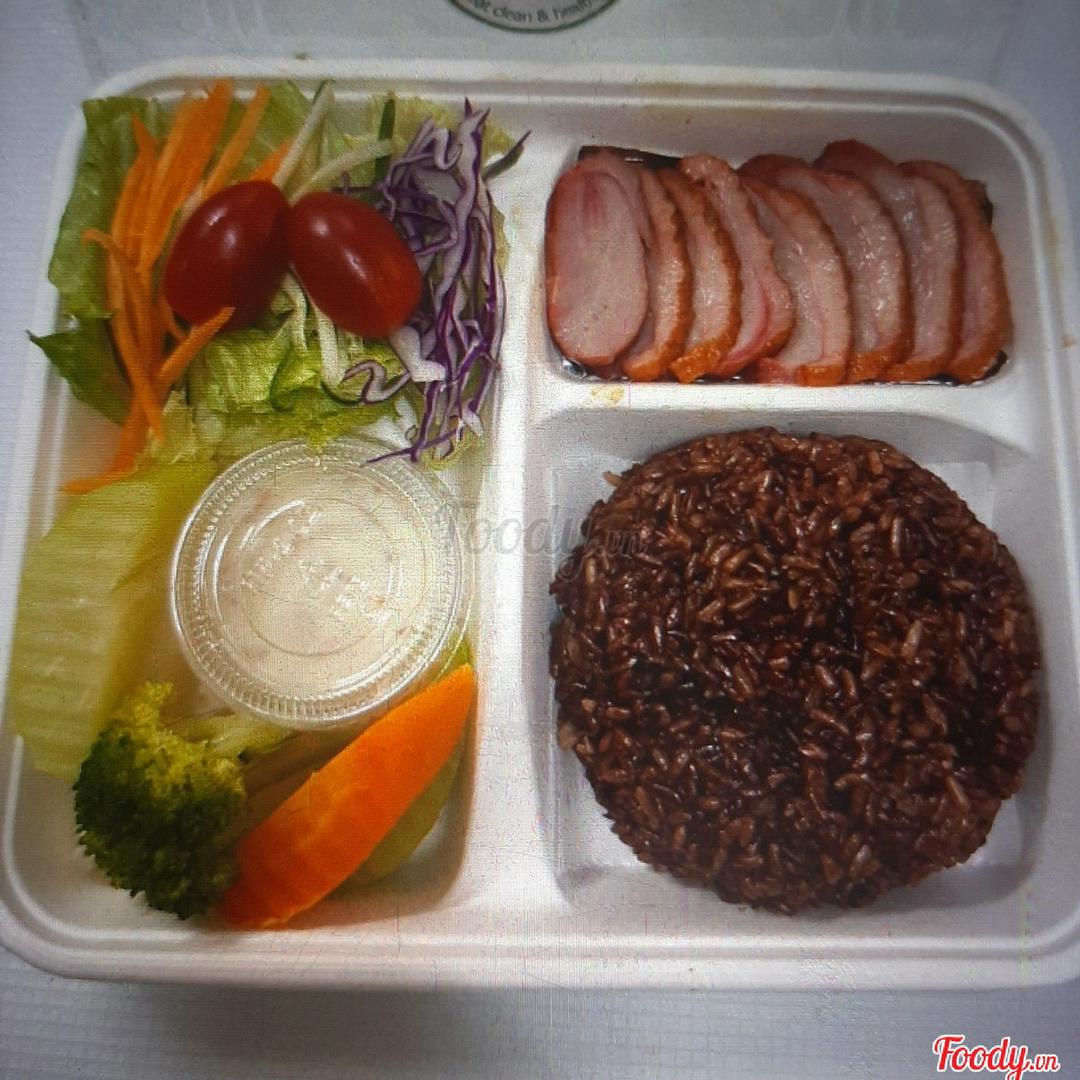 combo-ac-biet-com-gao-lut-salad-luon-ngong-hun-khoi