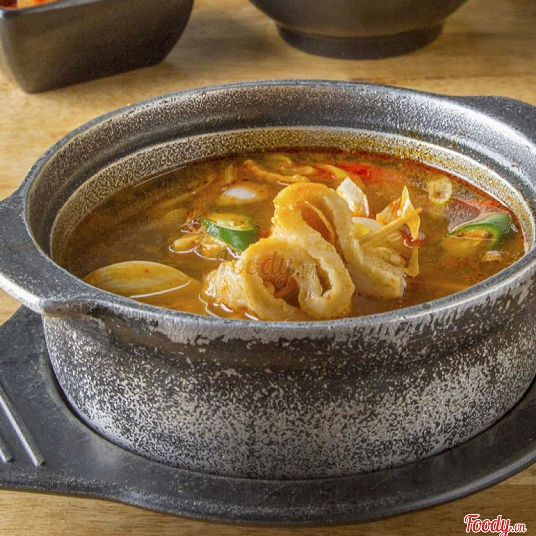 soup-banh-ca-han-quoc-1-chen-com