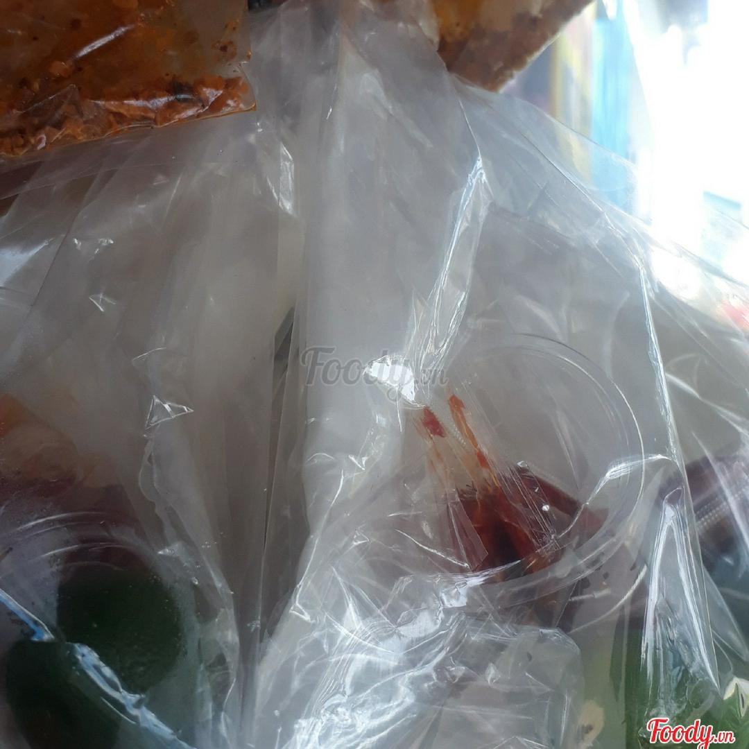 banh-trang-cham-phoi-suong