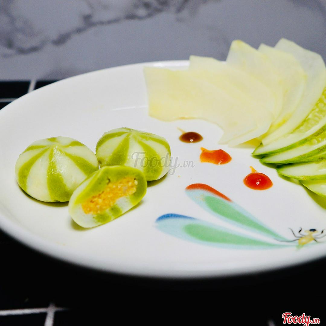 banh-bao-nhan-trung-muoi-pho-mai