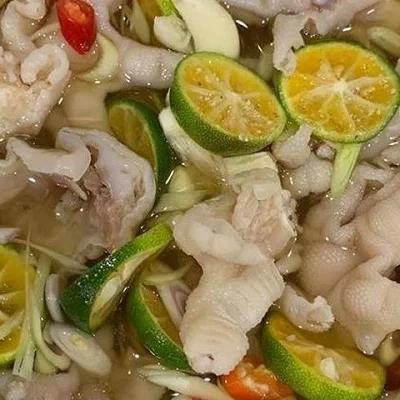 chan-ga-rut-xuong-ngam-sa-tac-phan