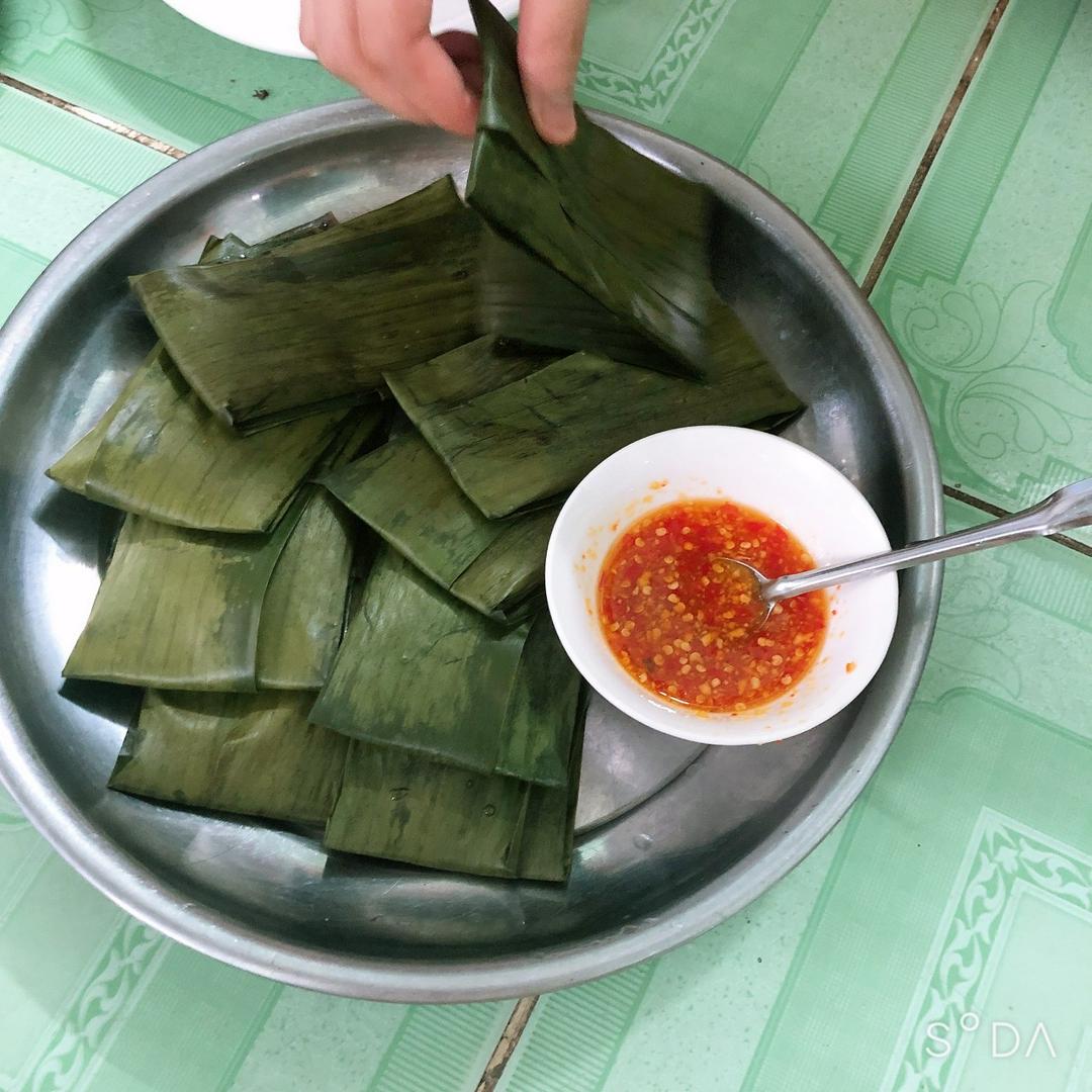10-banh-nam-la-hap-nong