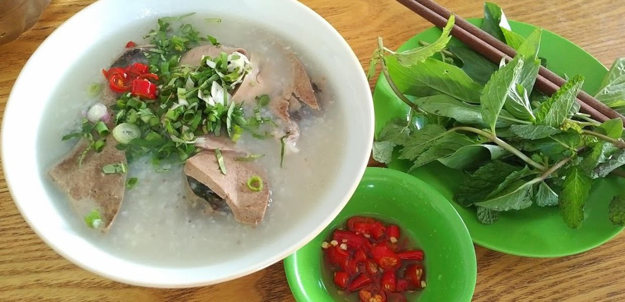 Cháo-Lòng-Cô-Út