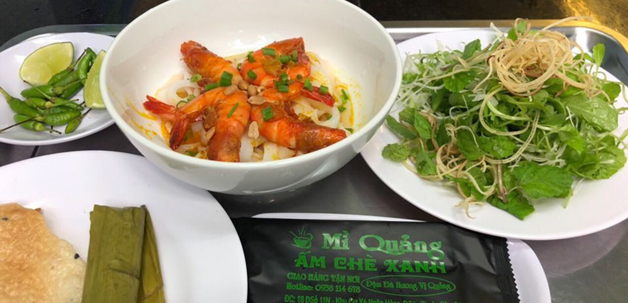 Mì-Quảng-Ấm-Chè-Xanh---Lũy-Bán-Bích