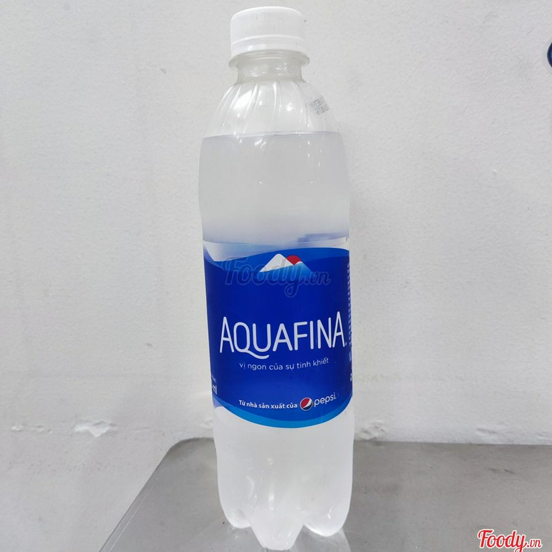 nuoc-suoi-aquafina-500ml