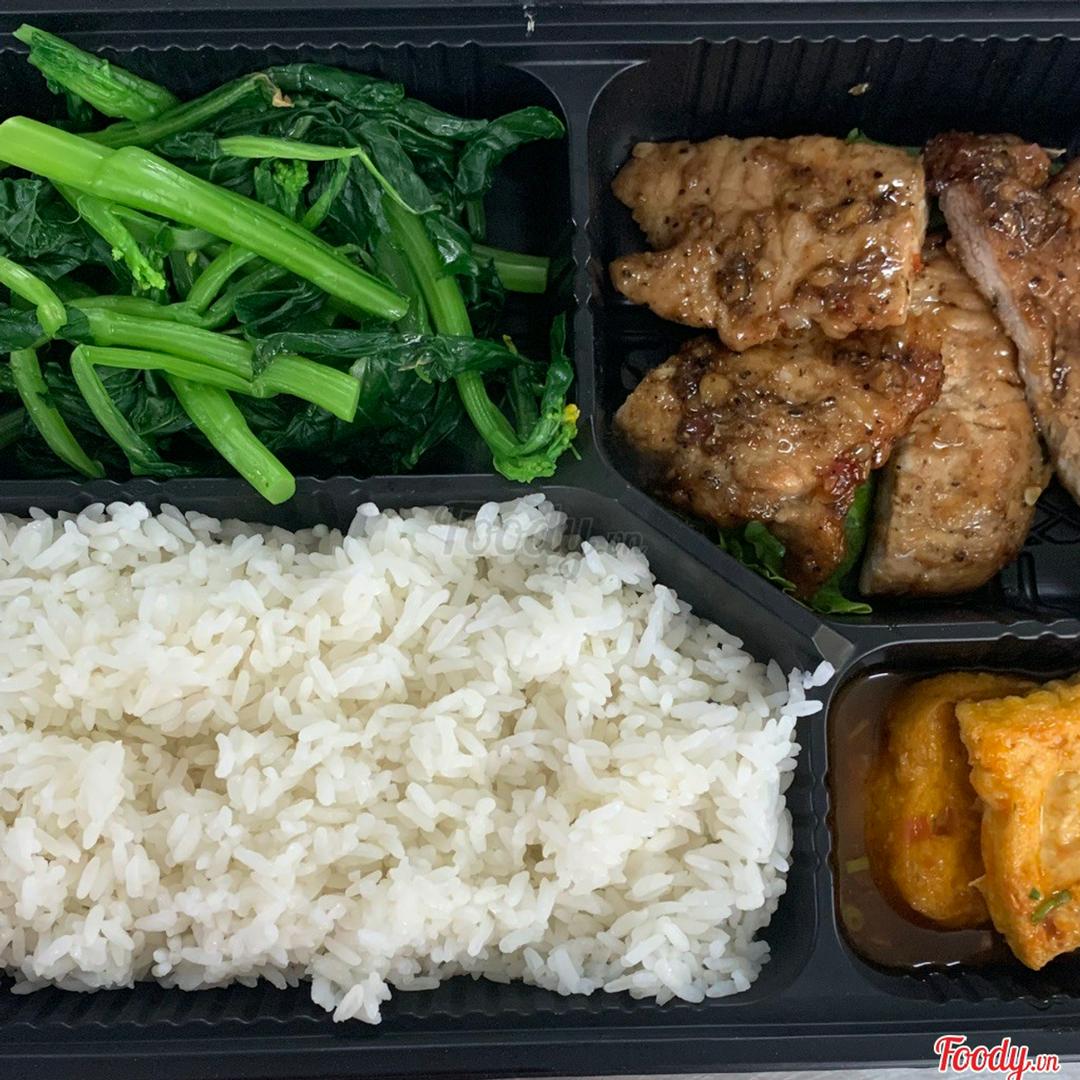 than-heo-ap-chao-sot-tieu-en