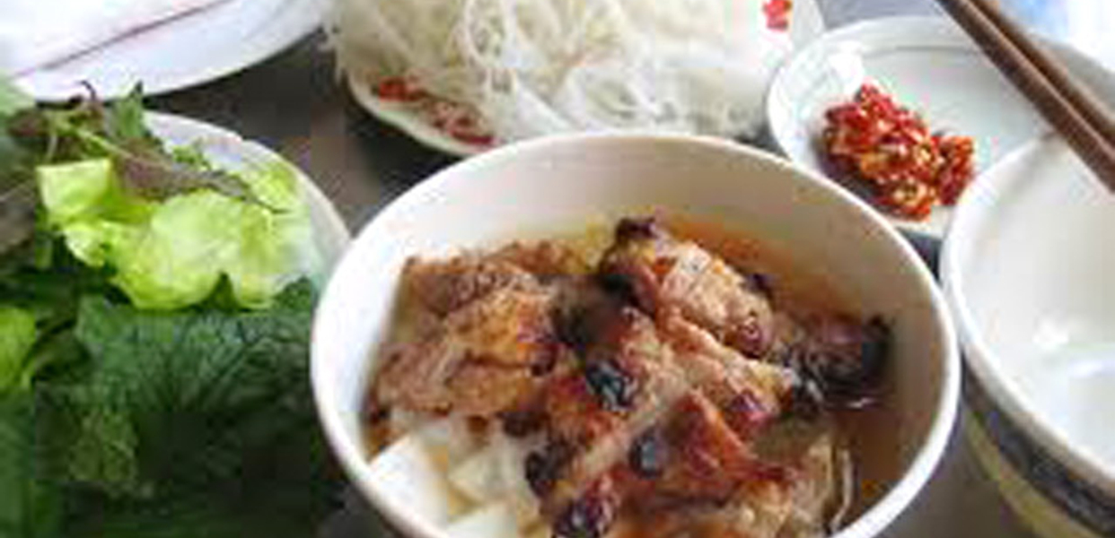 tia-to-o-bun-cha-ngon-nhat-ha-noi