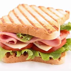 sanwich-kep-thit-cha