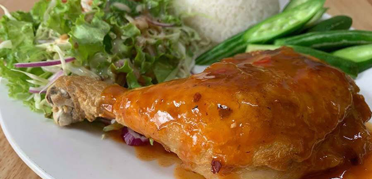 ba-ba-quan-com-ga-xiu-lac-long-quan