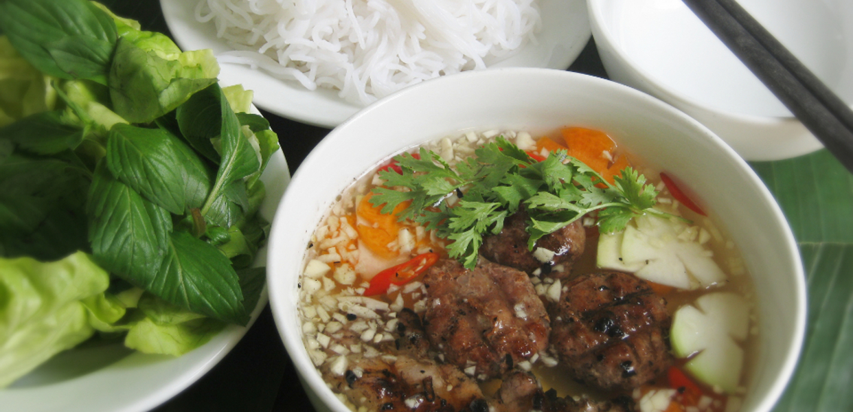 bun-cha-co-linh-nui-truc