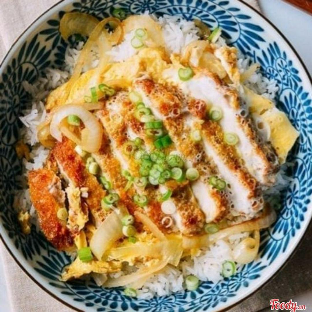 com-thit-heo-chien-xu-trung