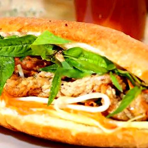 banh-my-cha-ca