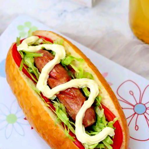 banh-my-xuc-xich