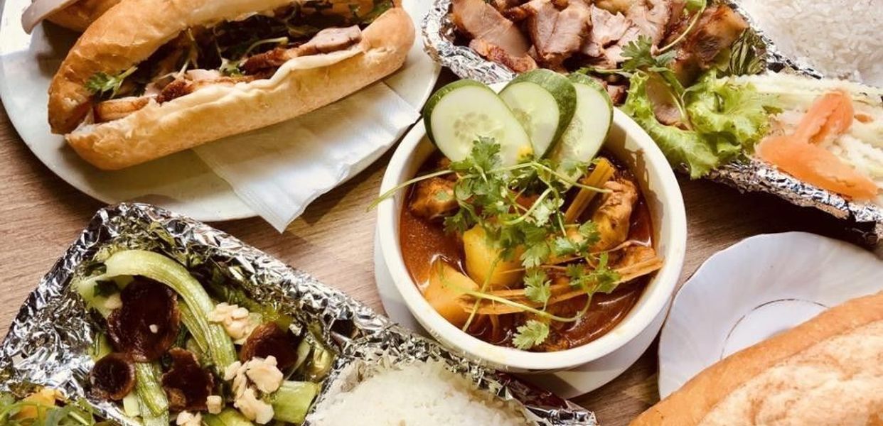 fast-food-4-0-com-banh-mi-quan-su