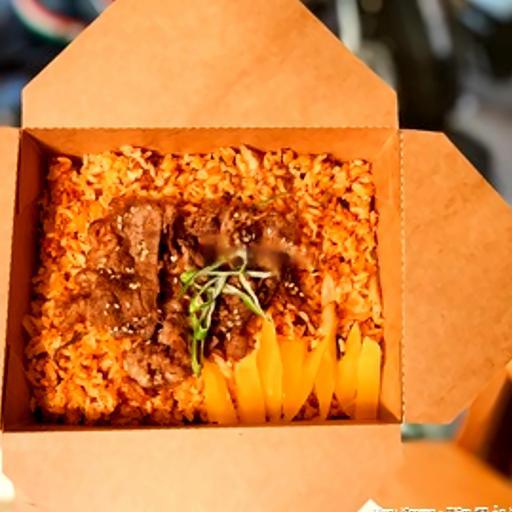 com-rang-kim-chi-thit-uop