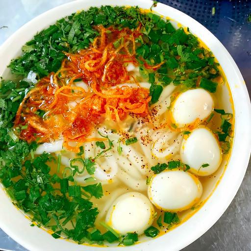 banh-canh-trung-cut