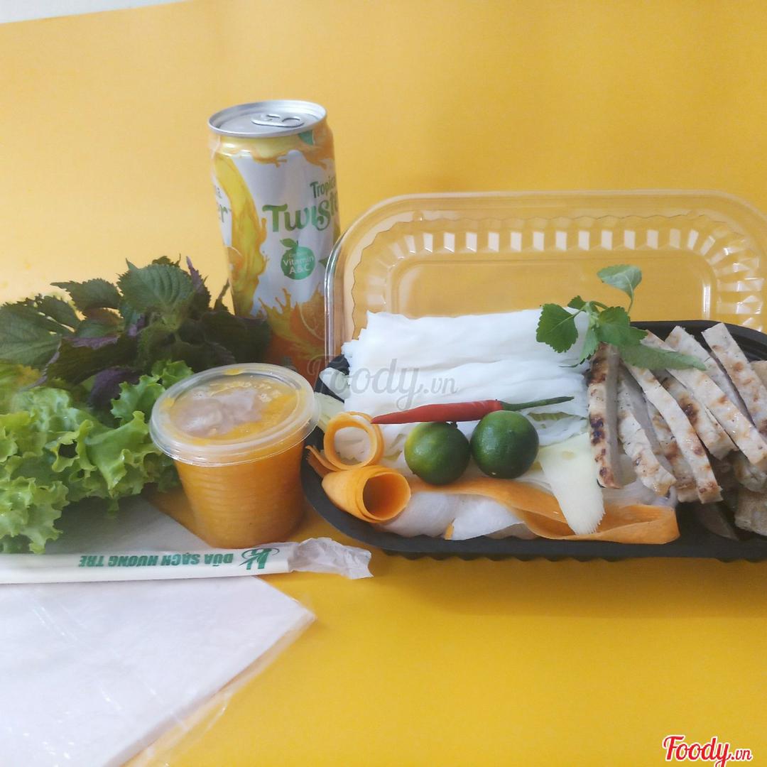 1-nem-nuong-nha-trang-1-tra-olong