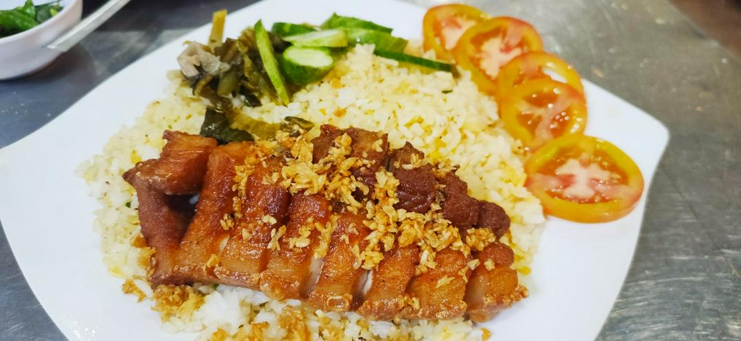 com-chien-ba-roi-sot-mam-toi