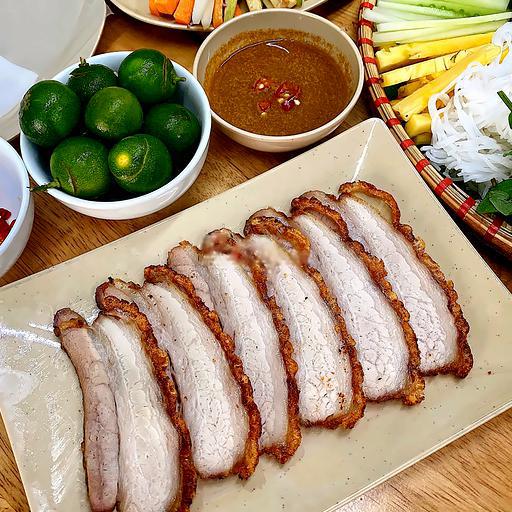 banh-trang-cuon-thit-heo-quay