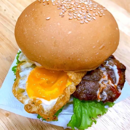 hamburger-2-mieng-bo-nuong-pho-mai-trung