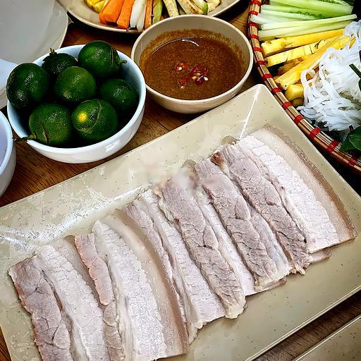 banh-trang-cuon-thit-heo-hap