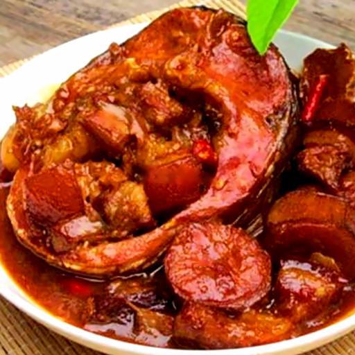 com-ca-kho-ca-bien-hoac-ca-ong-thit-luoc-rau