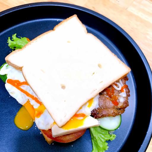 sandwich-bo-pho-mai-trung