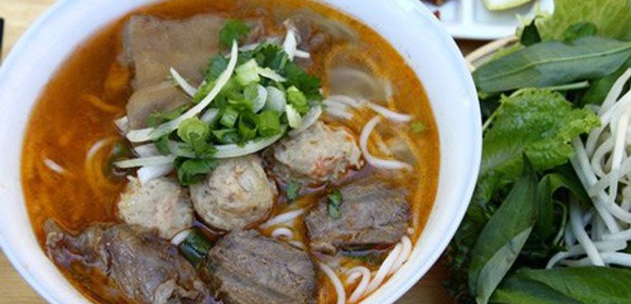 bun-bo-hue-ngoc-nhat-tao