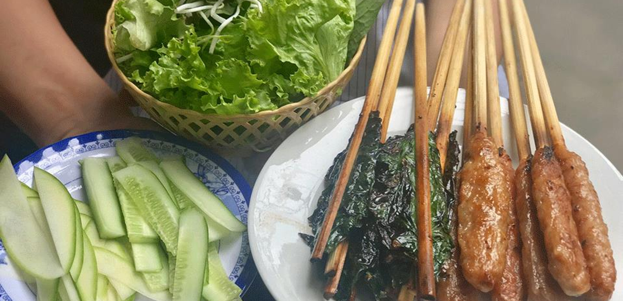 Nem-Lụi-&-Bò-Lá-Lốt---Đà-Nẵng-Xưa---Nơ-Trang-Long
