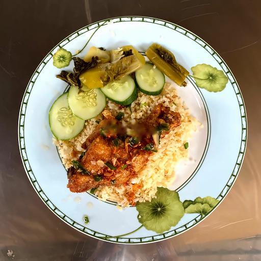 com-chien-ui-ga-xot-toi-canh-rong-bien