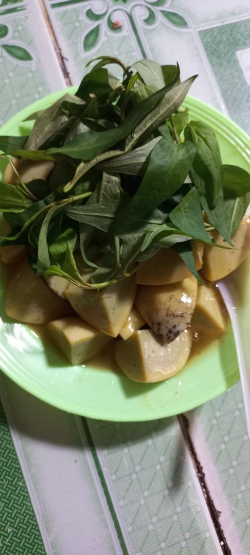 hot-ga-nuong-sot-me-3trung