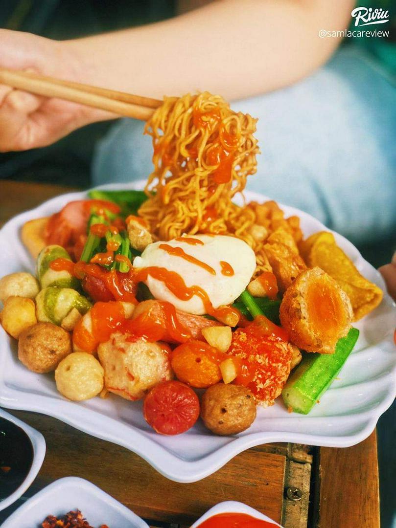 mi-tron-ca-vien-ac-biet-sup-thit-bam