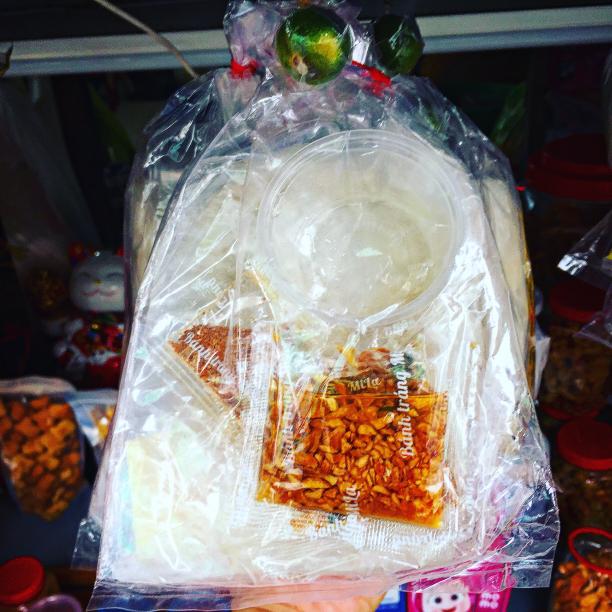 banh-deo-toi-hanh-phi-muoi