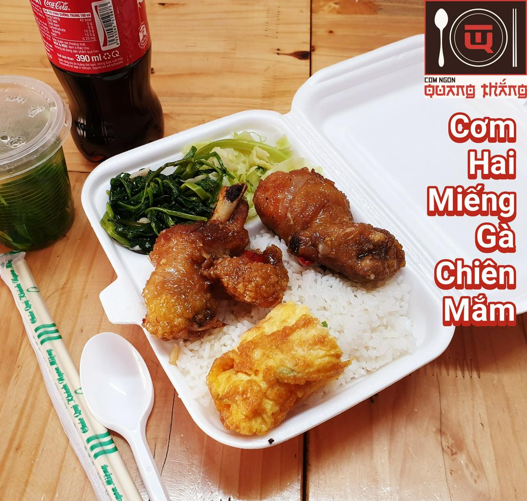 com-2-mieng-ga-chien-mam