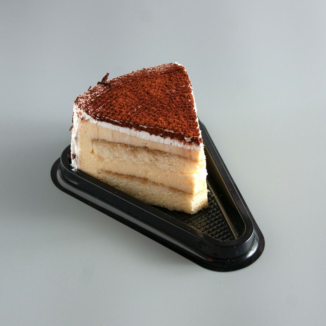 tiramisu-tam-giac-wedge