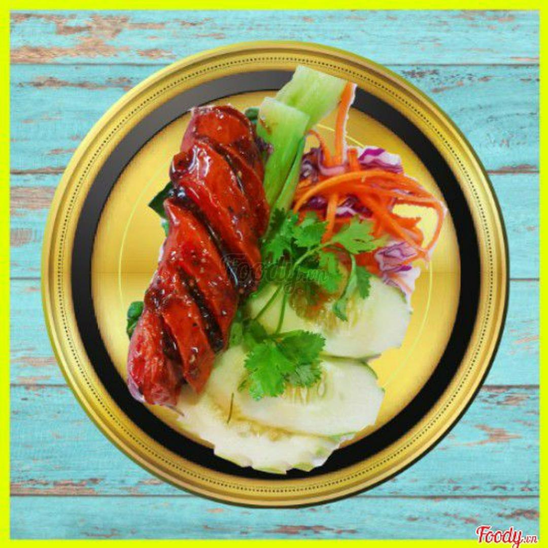 xuc-xich-sot-tieu-en