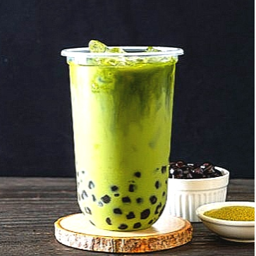 tra-sua-matcha-tran-chau-uong-en-banh-flan-700ml