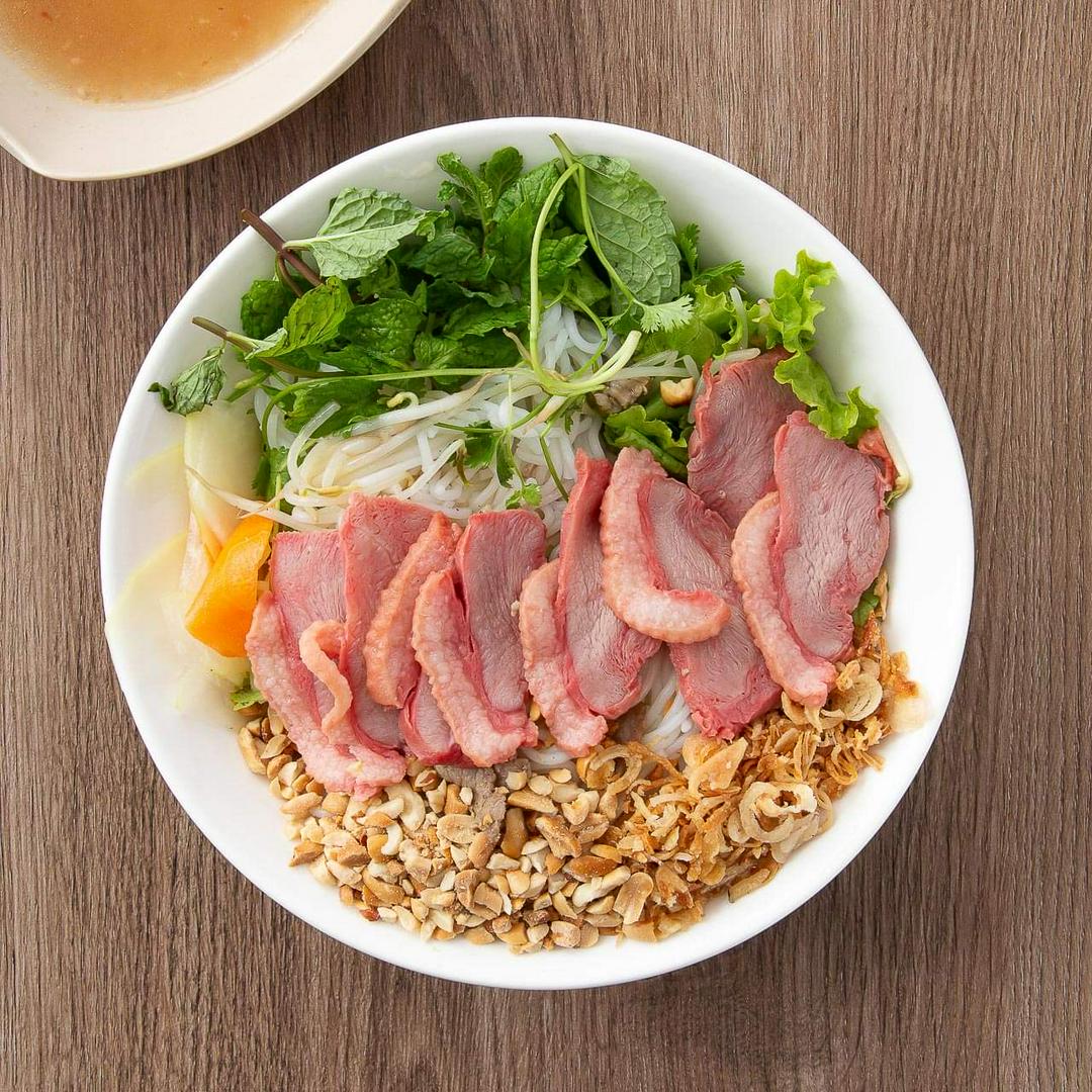 bun-tron-luon-ngong-hun-khoi